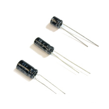 Capacitor eletrolítico de alumínio padrão radial 105c